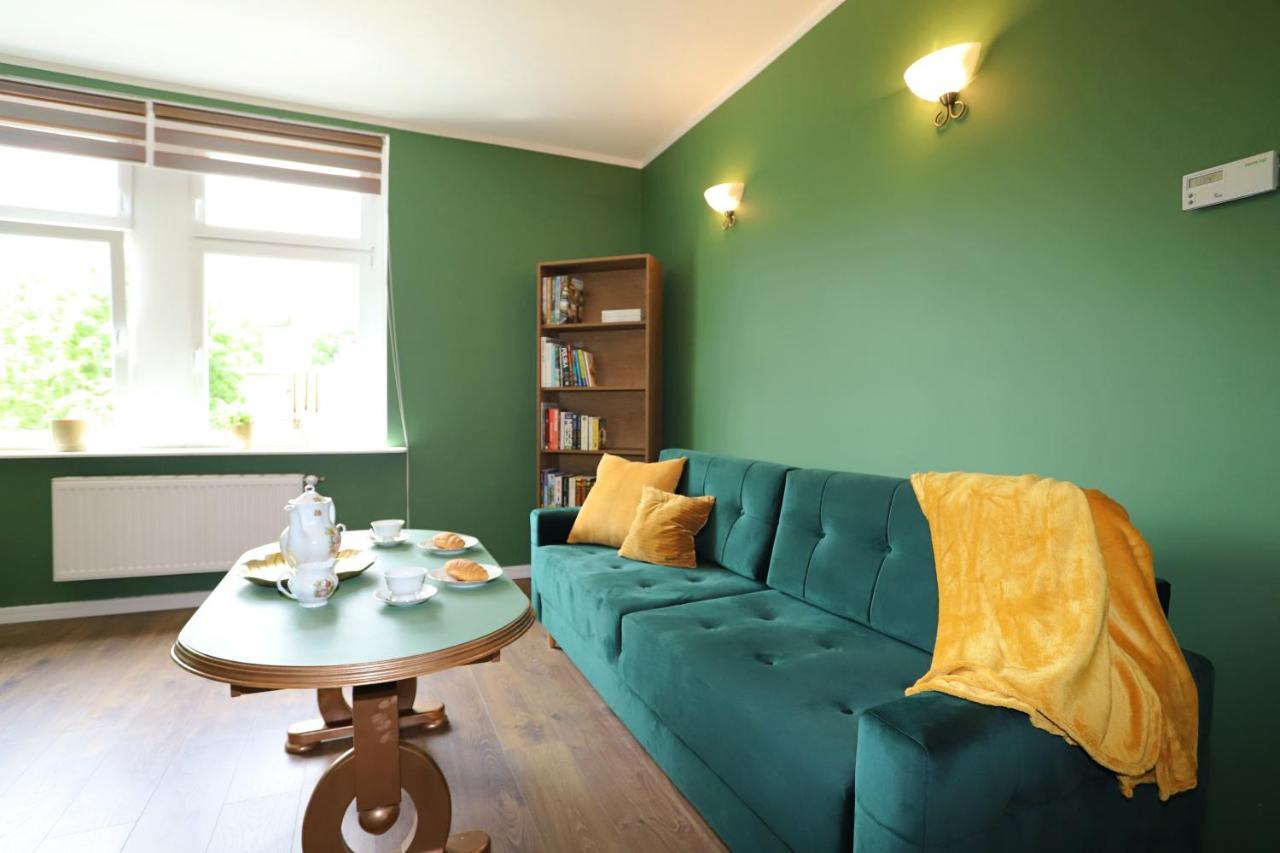 Apartament Stary Zdroj ヴァウブジフ エクステリア 写真